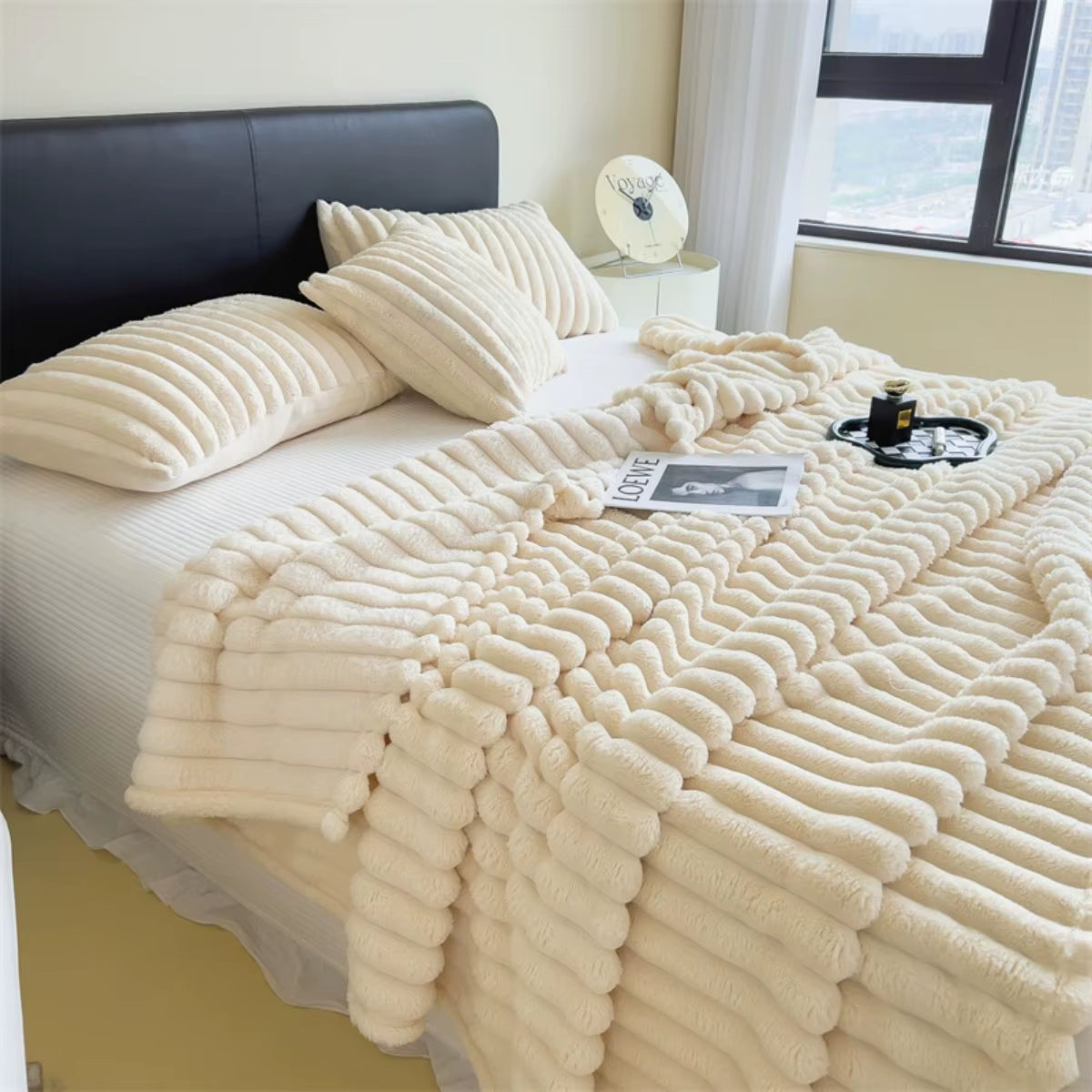 Solid Color Thickened Wide Striped Multifunctional Blanket, Can Be Used as Bed Sheet Cover Blanket, Nap Blanket, Throw Blanket