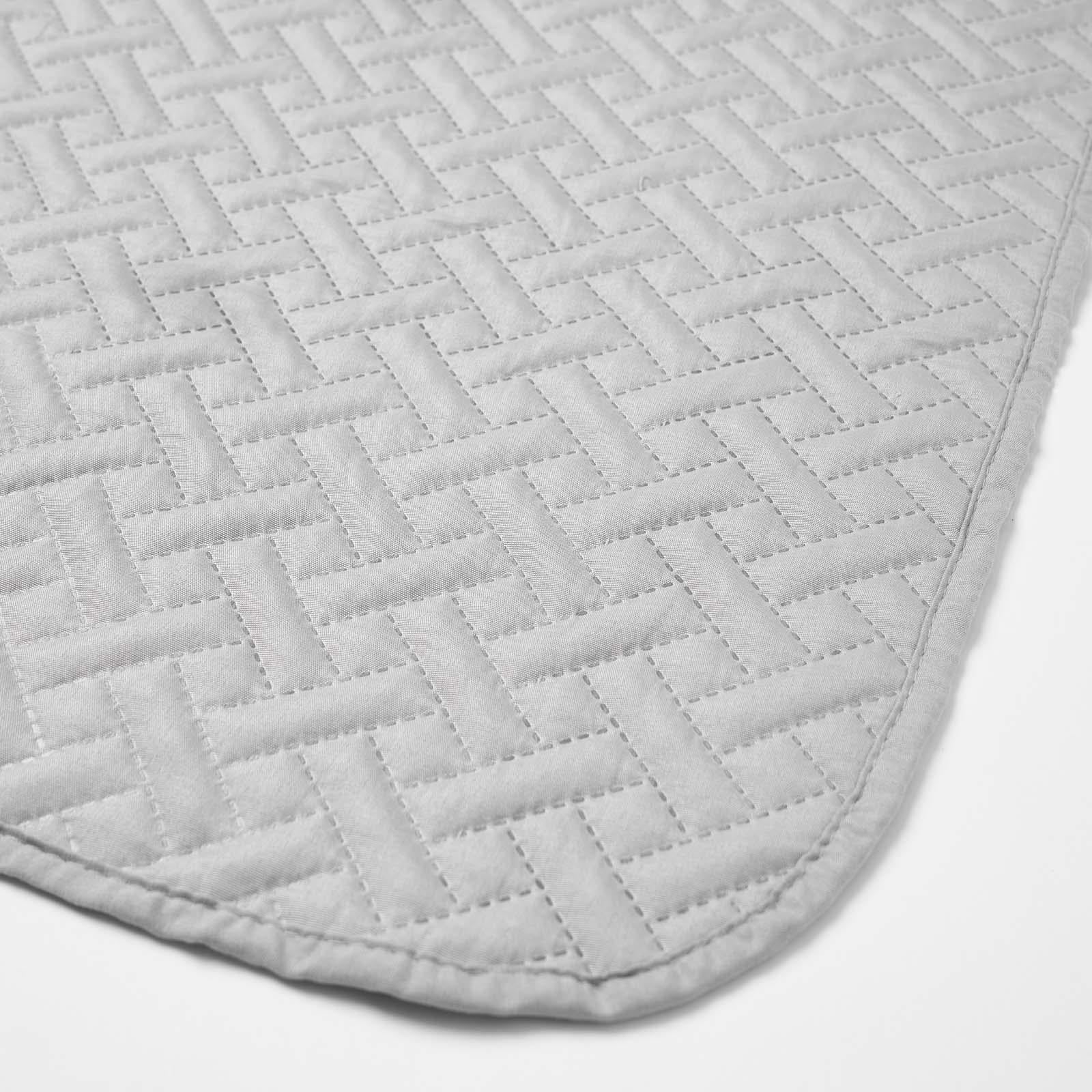 Brentfords Geo Quilted Bedspread Blanket Pinsonic Throw Large Sofa Comforter