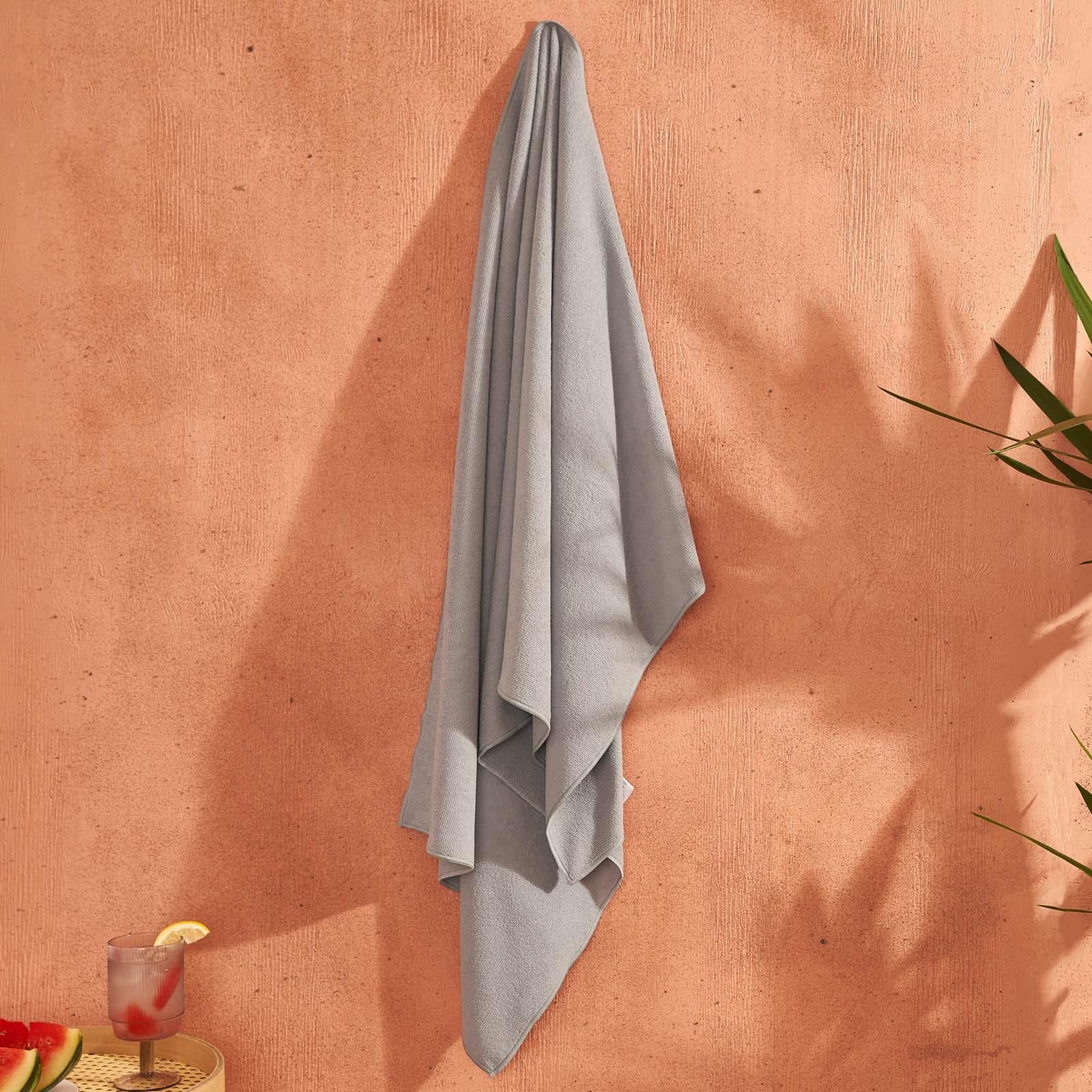 Large Beach Towel Microfiber Lightweight Quick Dry Bath Gym Sports