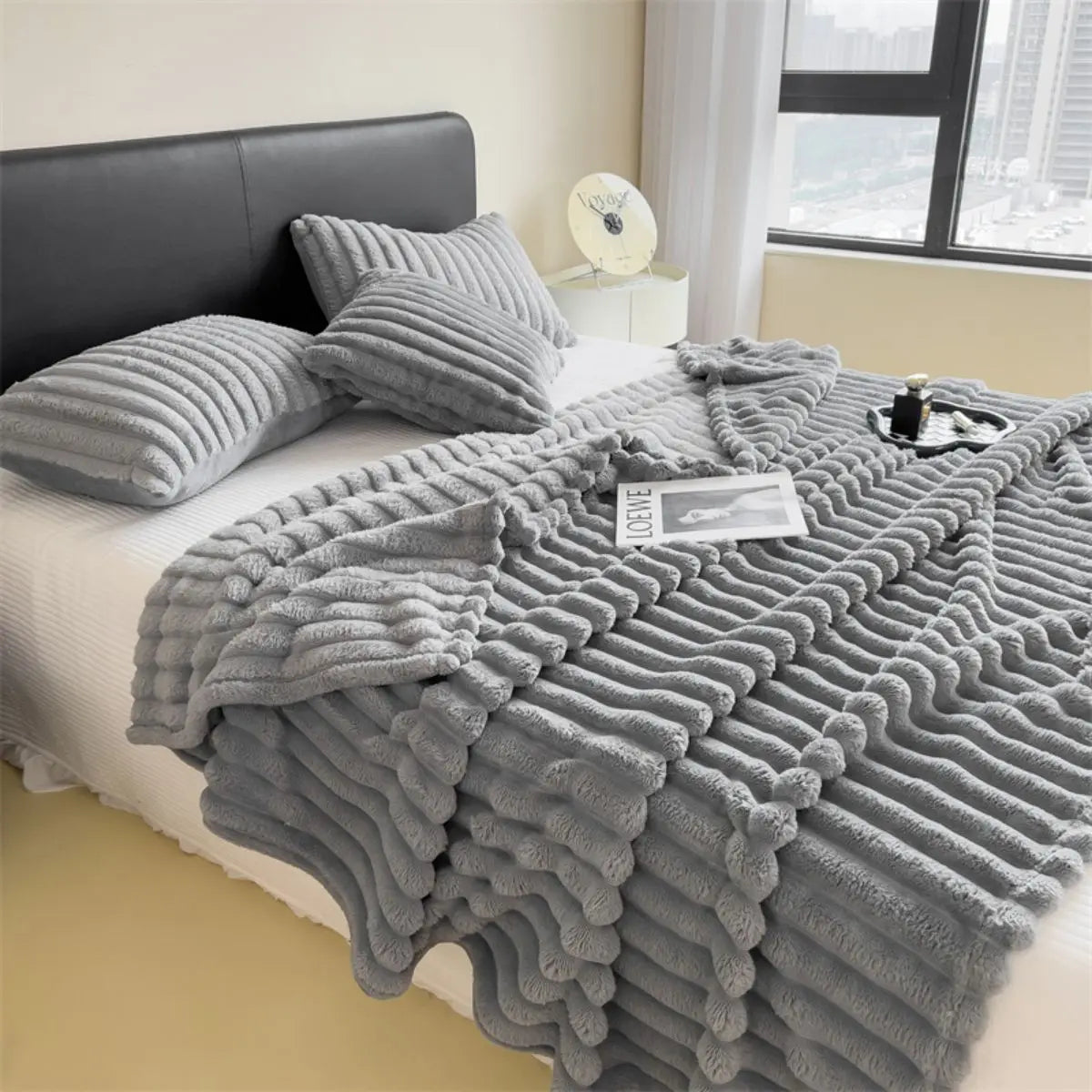 Solid Color Thickened Wide Striped Multifunctional Blanket, Can Be Used as Bed Sheet Cover Blanket, Nap Blanket, Throw Blanket