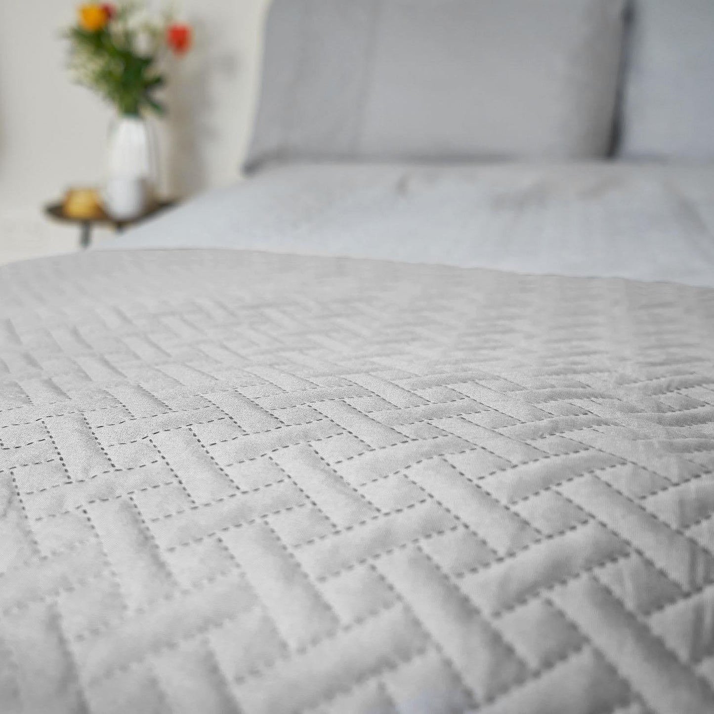 Brentfords Geo Quilted Bedspread Blanket Pinsonic Throw Large Sofa Comforter
